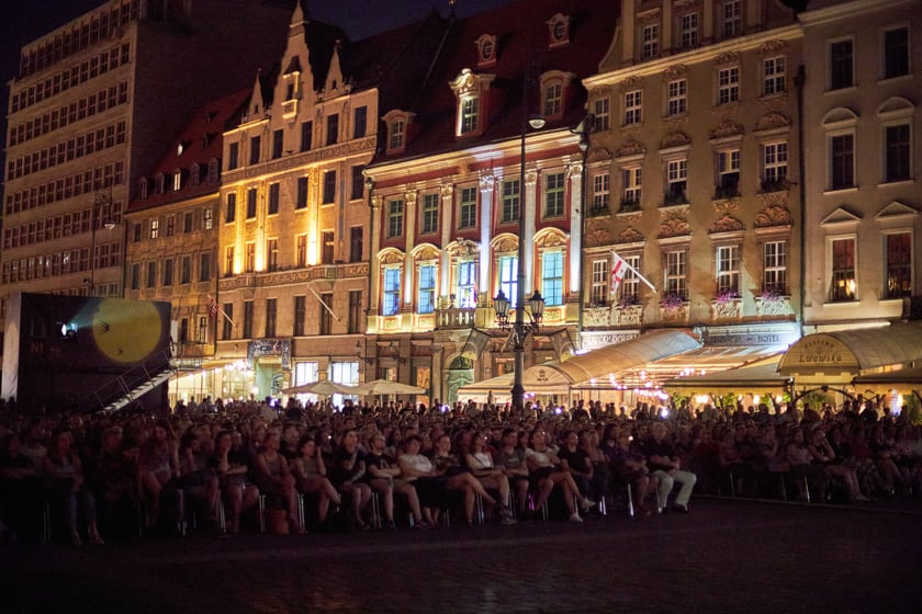Festiwal Nowe Horyzonty przyciąga do Wrocławia tłumy kinomaniaków