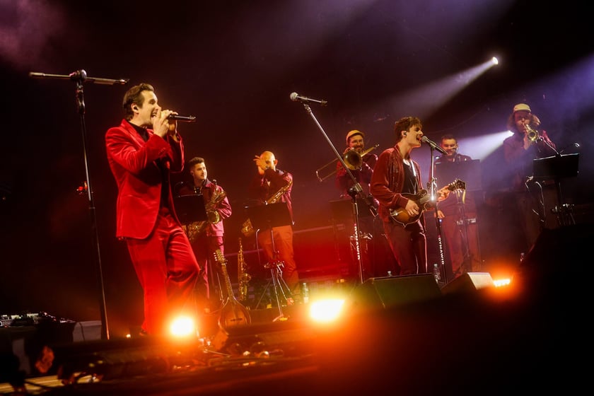 Koncert Męskie Granie 2022 w Warszawie. Czy wrocławski koncert będzie równie udany, jak ten w stolicy? Na zdjęciu, po lewej, Krzysztof Zalewski