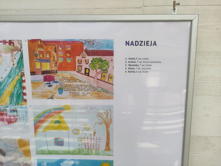 Wystawę ?Mamo, ja nie chcę wojny? można podziwiać w CK Agora przy ul. Serbskiej
