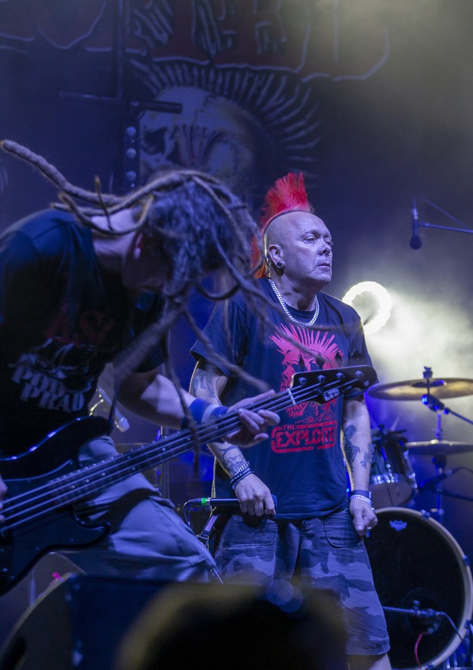 W Zajezdni przy ul. Grabiszyńskiej zagrały prawdziwe legendy punk rocka: LENIWIEC, KSU, DEZERTER. Gwiazdą wieczoru był THE EXPLOITED.