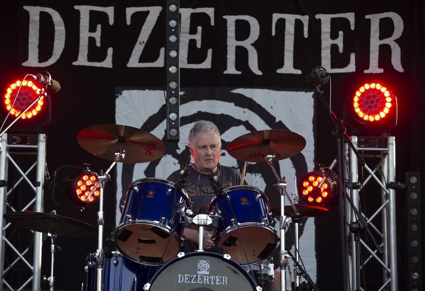 W Zajezdni przy ul. Grabiszyńskiej zagrały prawdziwe legendy punk rocka: LENIWIEC, KSU, DEZERTER. Gwiazdą wieczoru był THE EXPLOITED.