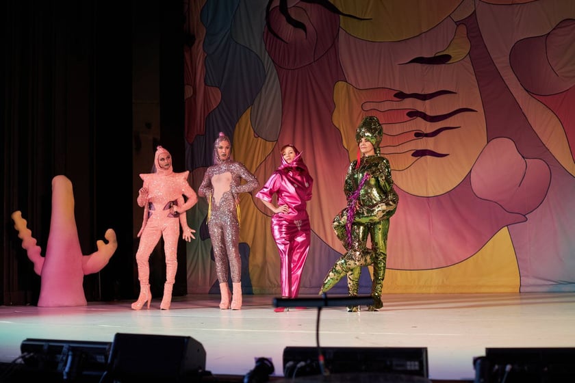próba prasowa do spektaklu ?Priscilla Królowa Pustyni. Musical? w Capitolu