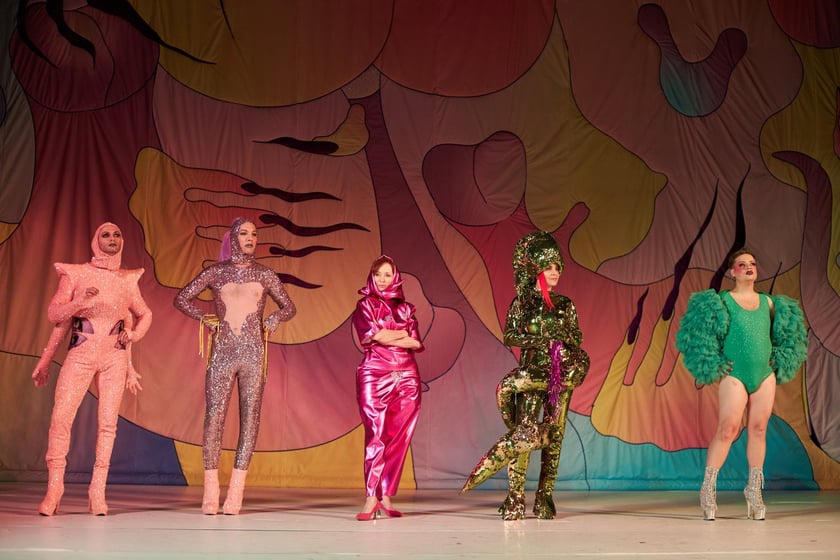 próba prasowa do spektaklu ?Priscilla Królowa Pustyni. Musical? w Capitolu