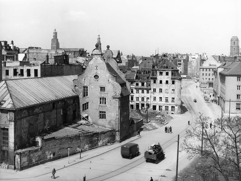 Wrocław, ulica Widok z palarnią kawy po lewej, 1954