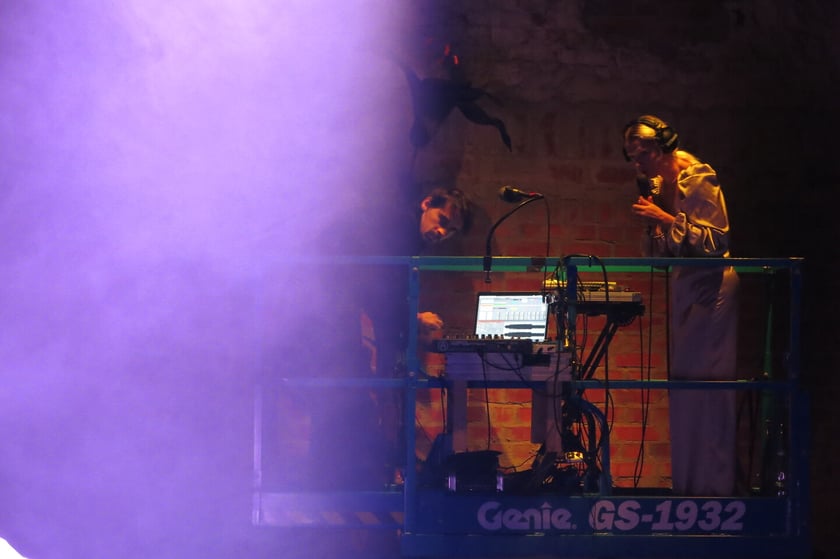 Spektakl ?Ballady i romanse? we Wrocławskim Teatrze Pantomimy ? autorzy muzyki ? Magda Pasierska i Szymon Tomczyk
