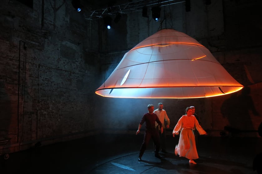 Spektakl ?Ballady i romanse? we Wrocławskim Teatrze Pantomimy ? część pt. ?Świteź?