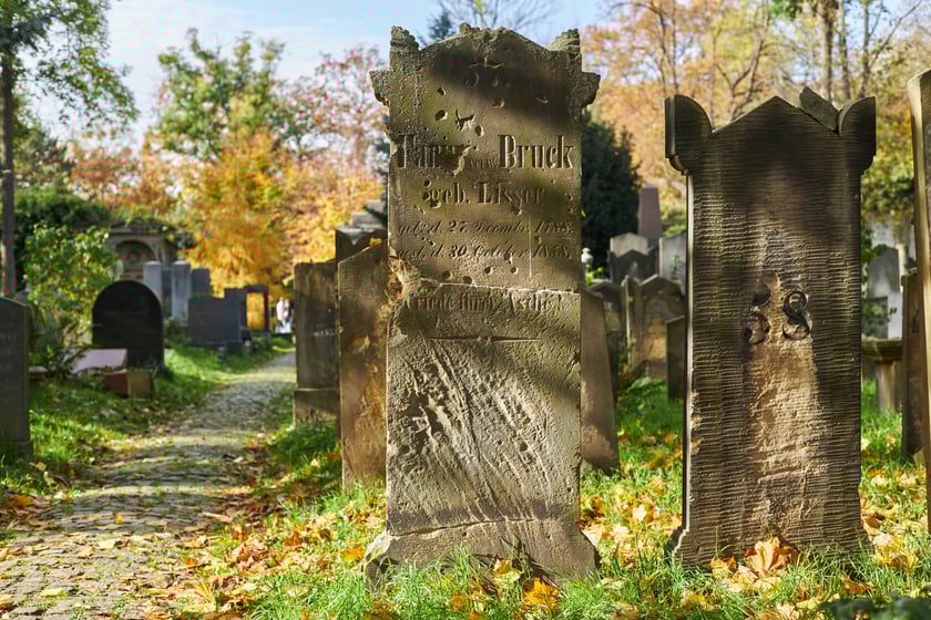 Stary cmentarz żydowski przy ul. Ślężnej we Wrocławiu