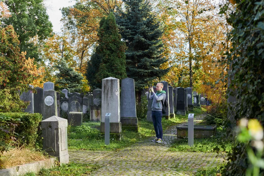 Stary cmentarz żydowski przy ul. Ślężnej we Wrocławiu