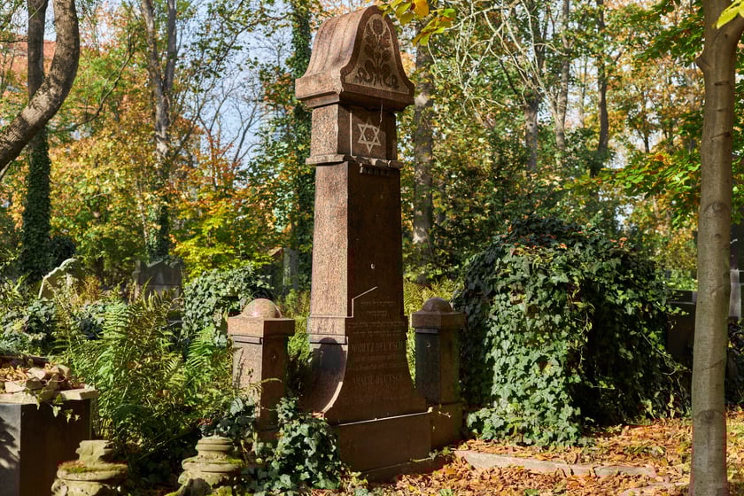 Stary cmentarz żydowski przy ul. Ślężnej we Wrocławiu