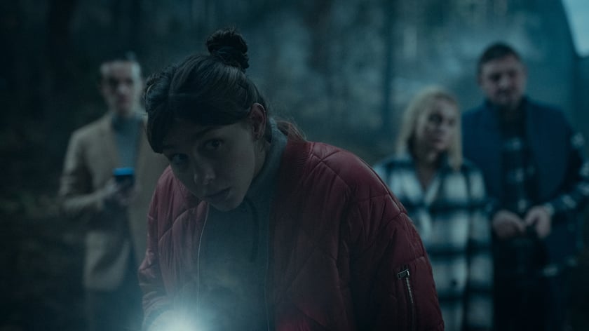 Kadr z serialu "Pewnego razu na krajowej jedynce" Netflixa