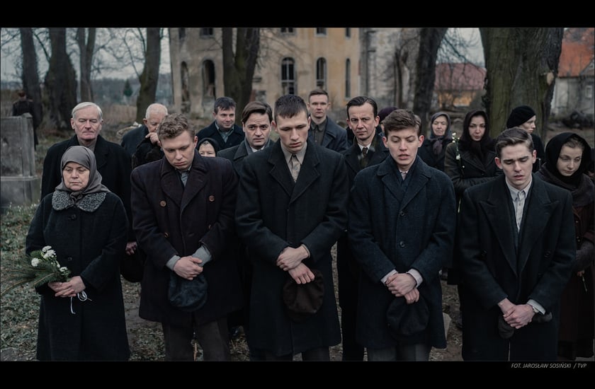 Na zdjęciu kadr z serialu "Erynie"