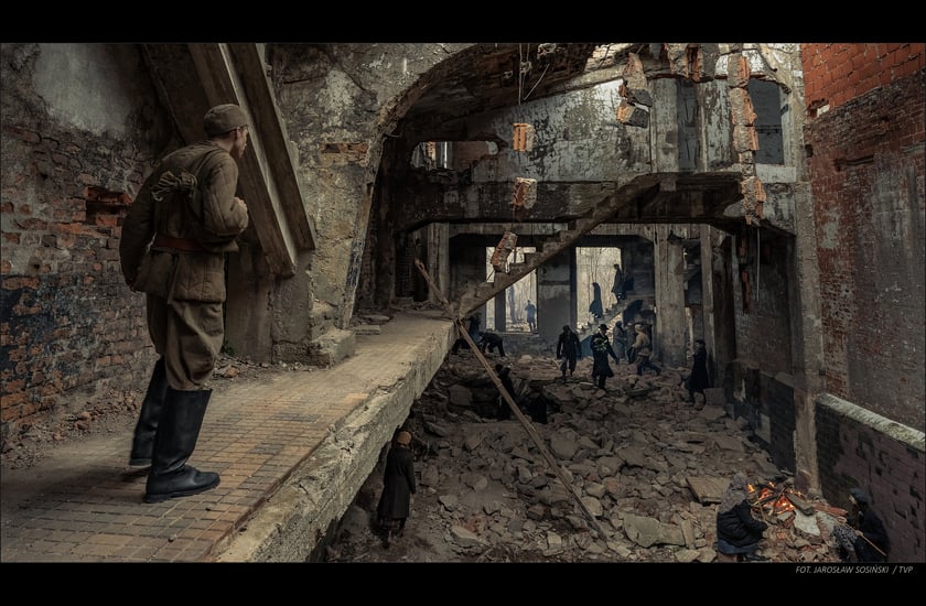 Na zdjęciu kadr z serialu "Erynie"