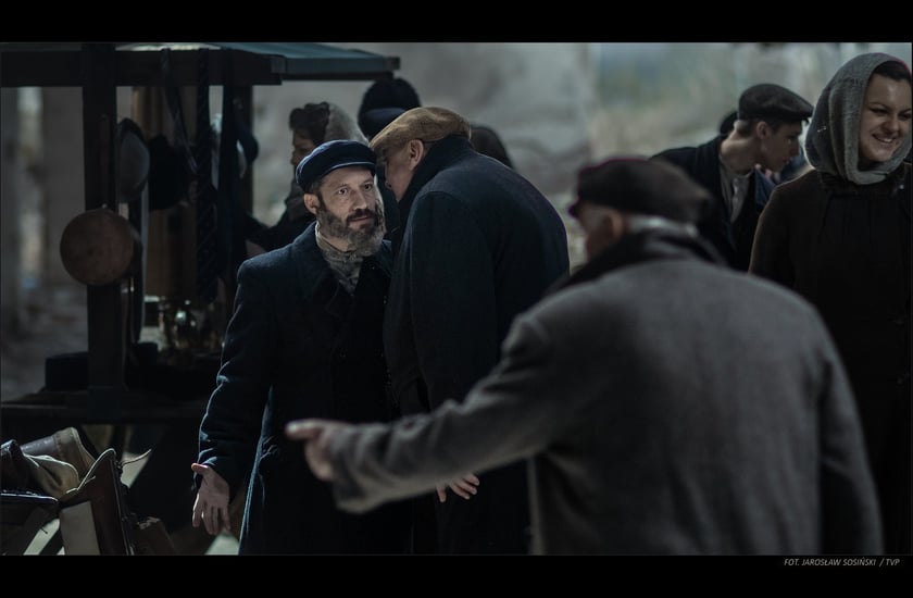 Na zdjęciu kadr z serialu "Erynie"