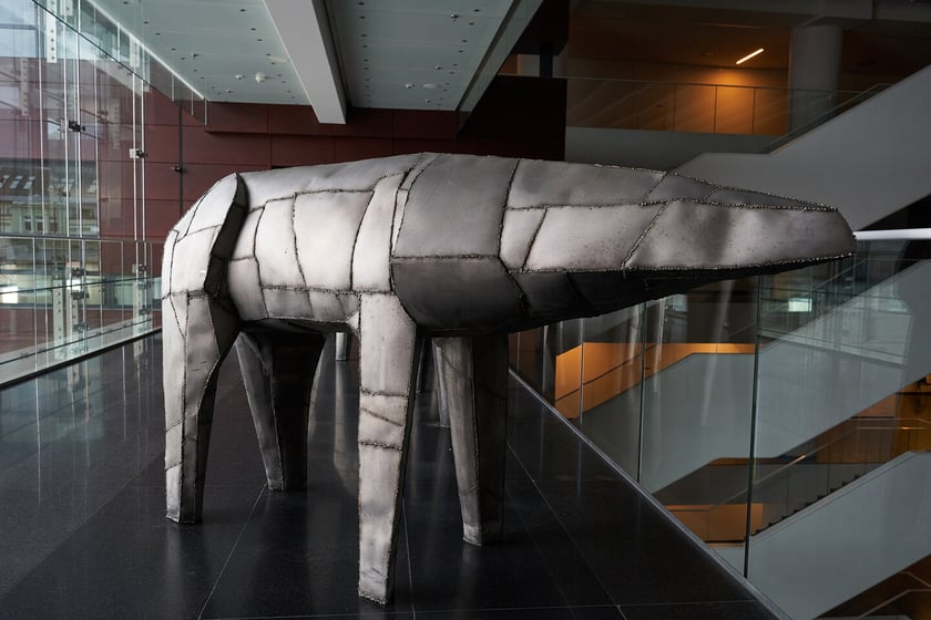 Magdalena Abakanowicz, &bdquo;Mutant&rdquo;