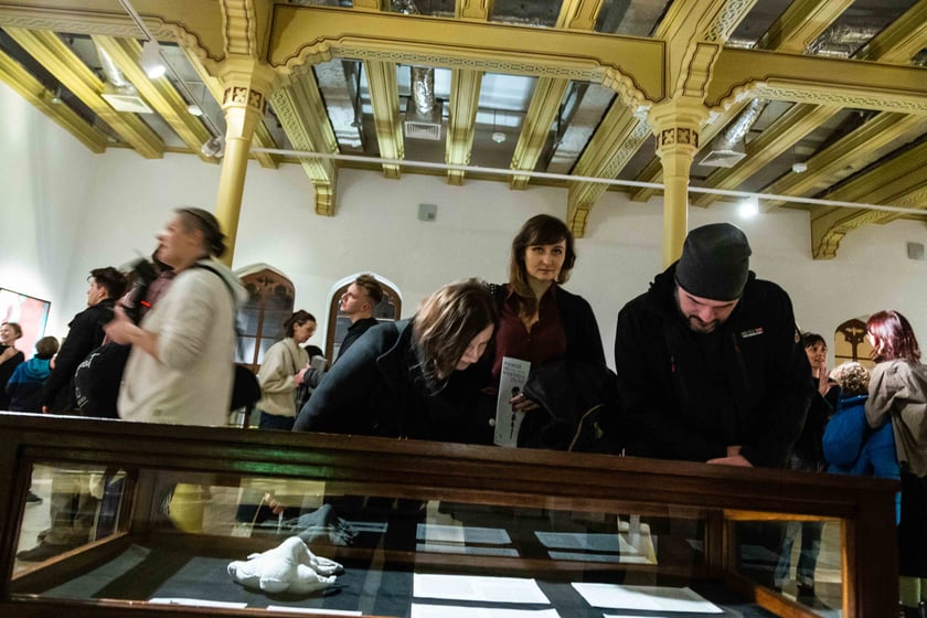 Na zdjęciu: nowa wystawa w galerii sztuki wsp&oacute;łczesnej w BWA Wrocław Gł&oacute;wny