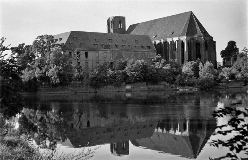 Kościół Najświętszej Marii Panny na Piasku, 1953