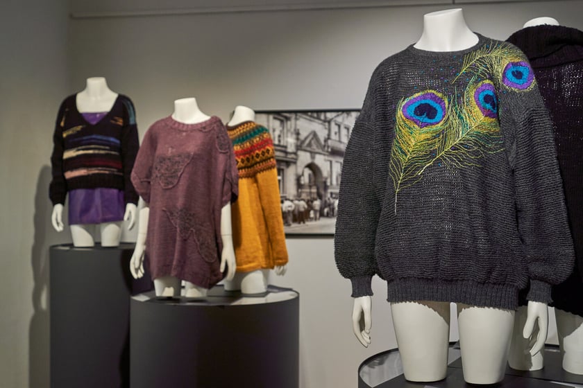 Wystawa poświęcona modzie stanu wojennego i dekadzie lat 80. w Muzeum Narodowym we Wrocławiu