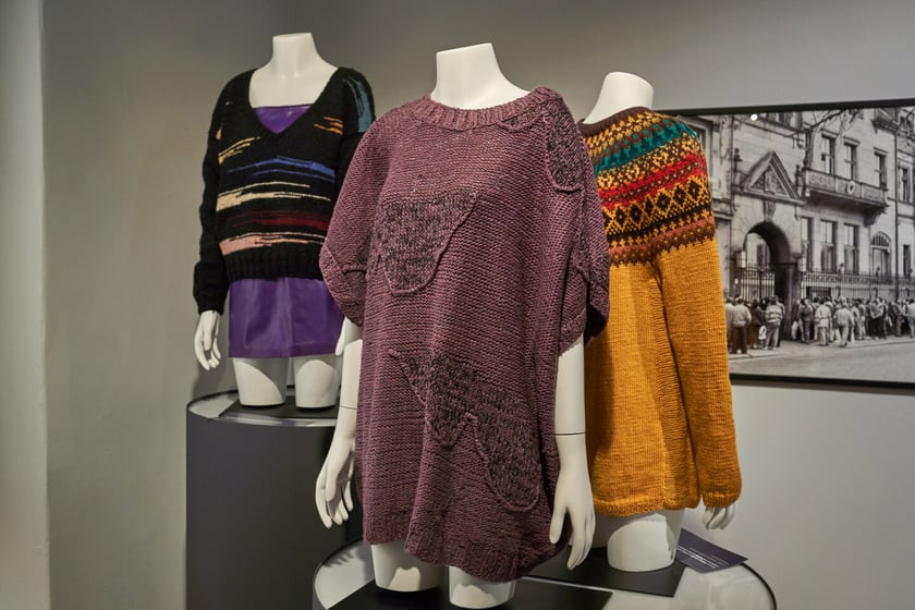 Wystawa poświęcona modzie stanu wojennego i dekadzie lat 80. w Muzeum Narodowym we Wrocławiu