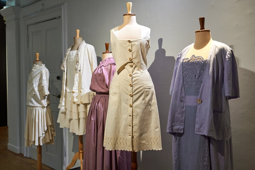 Wystawa poświęcona modzie stanu wojennego i dekadzie lat 80. w Muzeum Narodowym we Wrocławiu