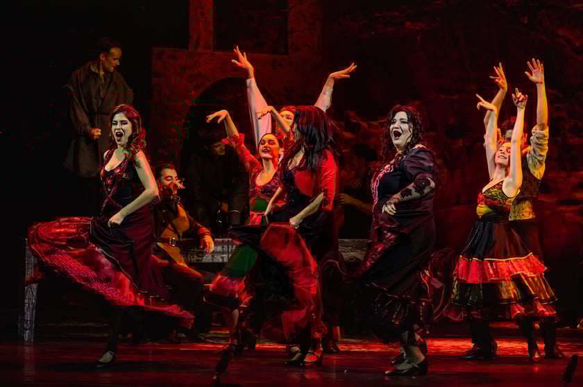 Opera Wrocławska, scena z opery &bdquo;Carmen&rdquo;