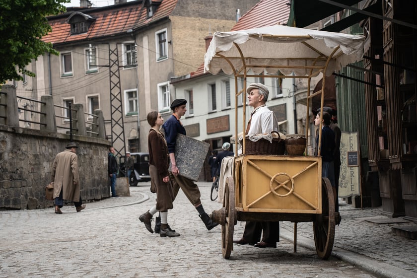 Bystrzyca Kłodzka, na planie filmu &bdquo;The Partisan&rdquo; (polski tytuł to &bdquo;Skarbek&rdquo;) o polskiej agentce wywiadu brytyjskiego Krystynie Skarbek