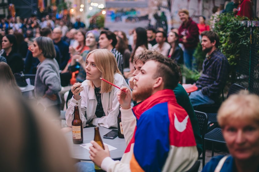 Wydarzenia Święta Podwórk Neonów przyciągnęły wielu wrocławian