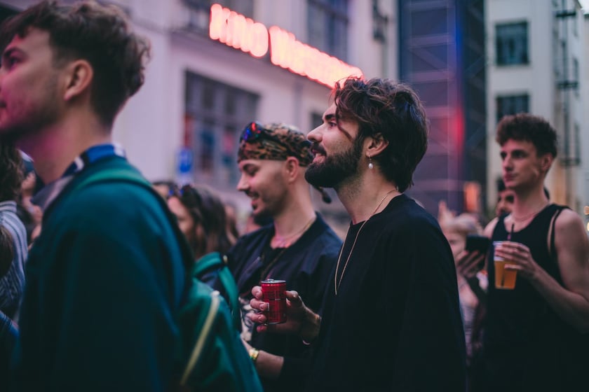 Wydarzenia Święta Podwórk Neonów przyciągnęły wielu wrocławian