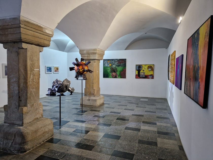 Wystawa "Dwaj jeźdźcy apokalipsy" w pałacu Hatzfeldów