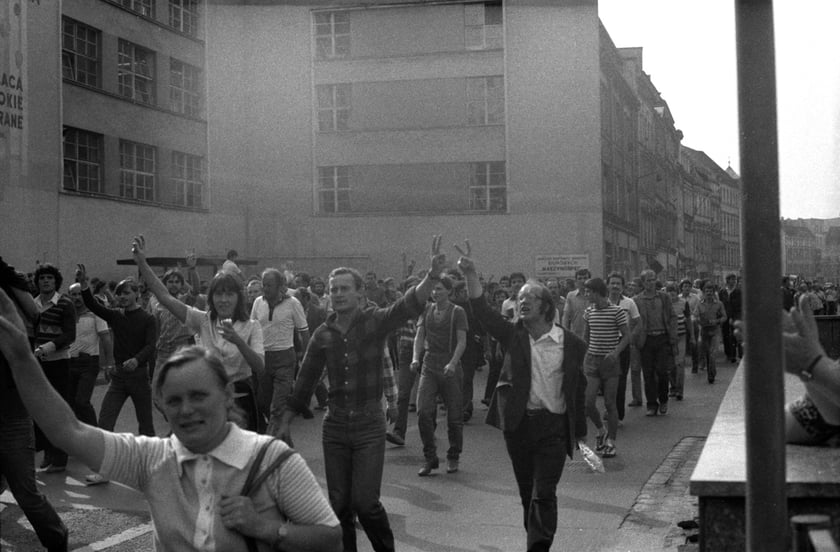 Manifestacje na ulicach Wrocławia w sierpniu 1982 roku