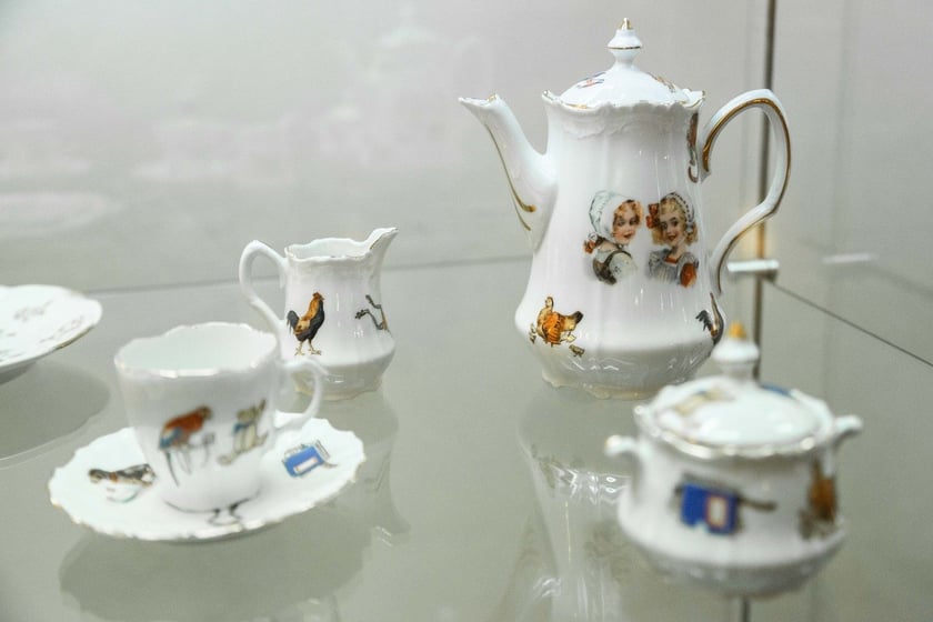 Eksponaty na wystawie &bdquo;Śląsk: kraina porcelany&rdquo; w Starym Ratuszu. Obejrzymy je do końca grudnia 2023