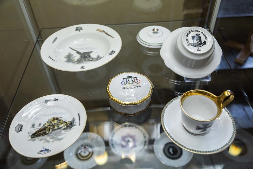 Eksponaty na wystawie &bdquo;Śląsk: kraina porcelany&rdquo; w Starym Ratuszu. Obejrzymy je do końca grudnia 2023