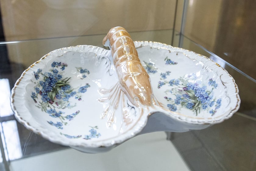 Eksponaty na wystawie &bdquo;Śląsk: kraina porcelany&rdquo; w Starym Ratuszu. Obejrzymy je do końca grudnia 2023