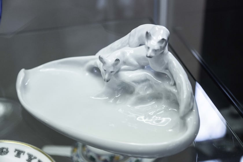 Eksponaty na wystawie &bdquo;Śląsk: kraina porcelany&rdquo; w Starym Ratuszu. Obejrzymy je do końca grudnia 2023