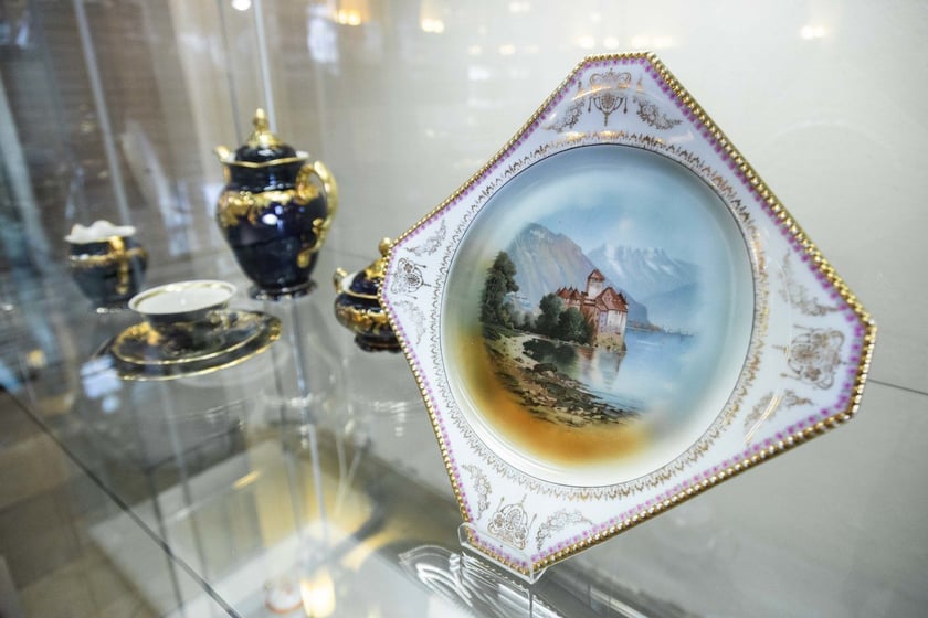 Eksponaty na wystawie &bdquo;Śląsk: kraina porcelany&rdquo; w Starym Ratuszu. Obejrzymy je do końca grudnia 2023