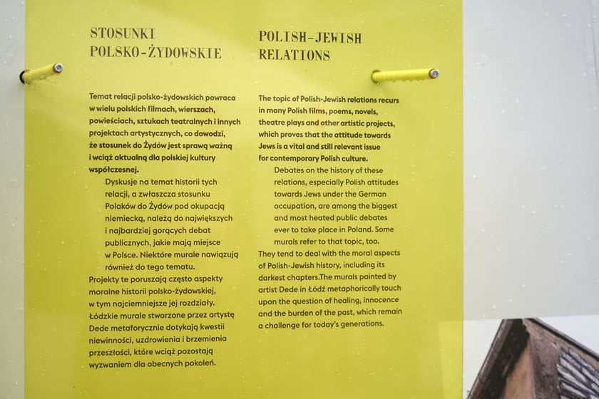 Wystawa &bdquo;Pełno ich nigdzie. Przywracanie pamięci o polskich Żydach w przestrzeni miejskiej&rdquo; na wrocławskim rynku&nbsp;