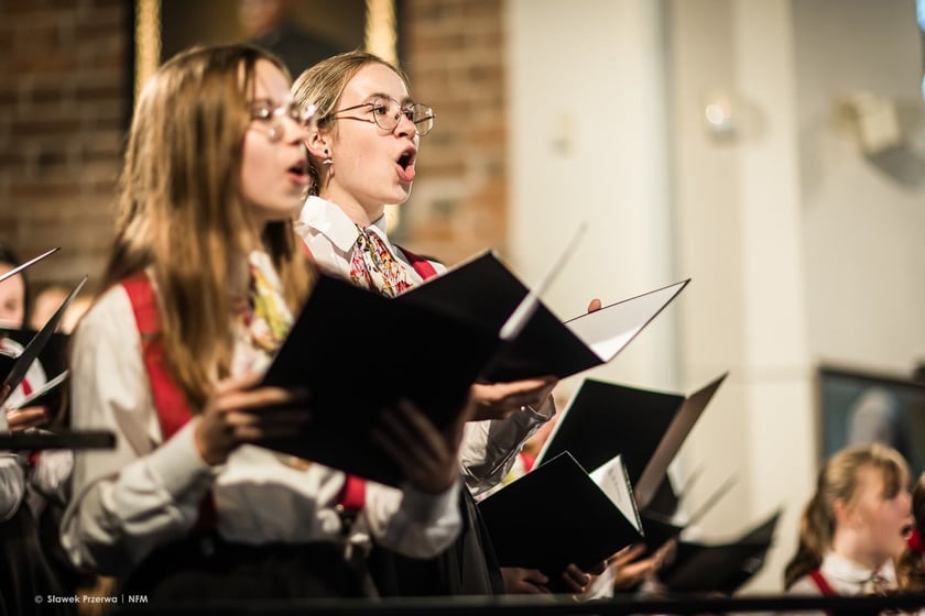 Koncert w Kolegiacie św. Krzyża i Bartłomieja z udziałem m.in. Ch&oacute;ru Dziewczęcego NFM
