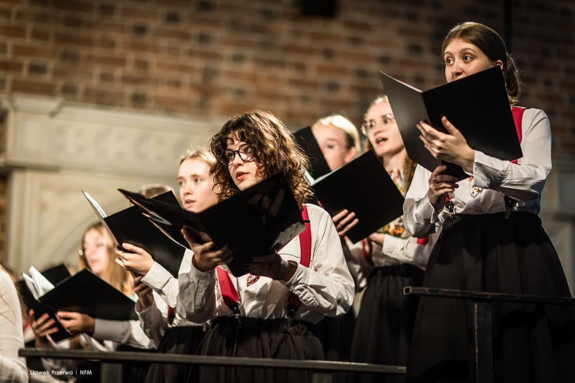 Koncert w Kolegiacie św. Krzyża i Bartłomieja z udziałem m.in. Ch&oacute;ru Dziewczęcego NFM