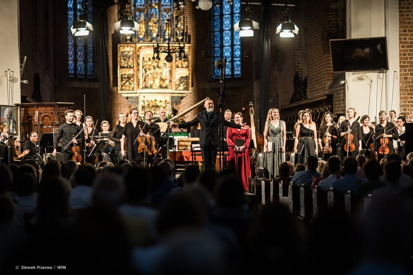 Koncert w Kolegiacie św. Krzyża i Bartłomieja z udziałem m.in. Ch&oacute;ru Dziewczęcego NFM