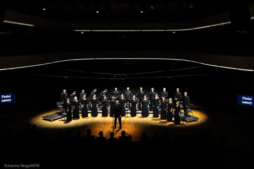 Estonian Philharmonic Chamber Choir z dyrygentem Tõnu Kaljuste