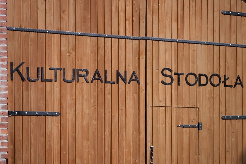 Stodoła Kulturalna w Lutyni