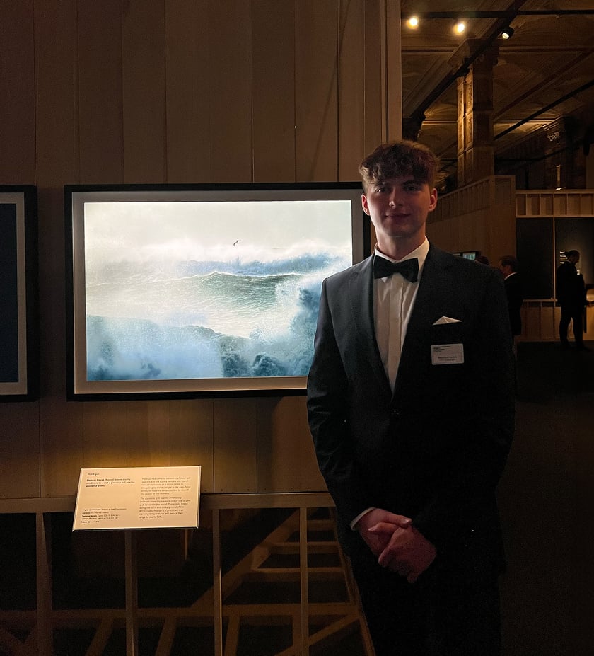 Mateusz Piesiak podczas gali w Muzeum Historii Naturalnej w Londynie