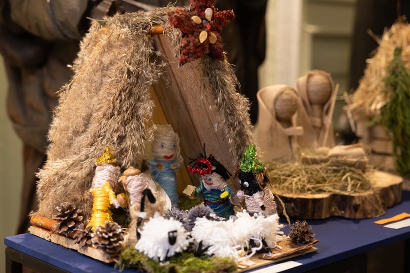Prace dzieci i młodzieży z Dolnego Śląska &ndash; wystawa &bdquo;Najpiękniejsza szopka betlejemska 2023&rdquo; w Muzeum Etnograficznym&nbsp;&nbsp;