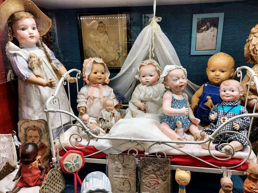 Takimi lalkami bawiły się nasze babki i prababki
