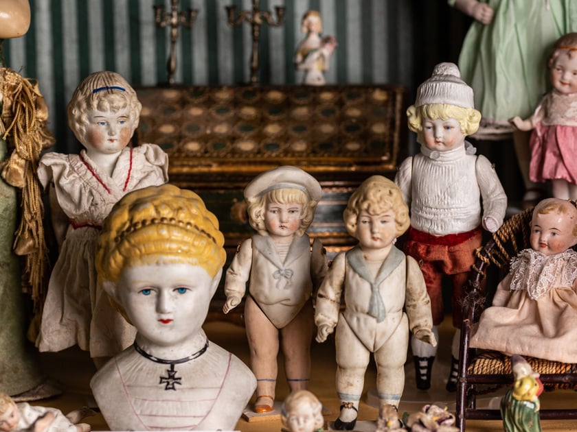 Dawne lalki
