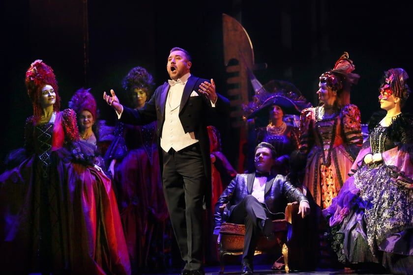 Artyści Opery Wrocławskiej i goście podczas gali &bdquo;Opera Italia&rdquo;