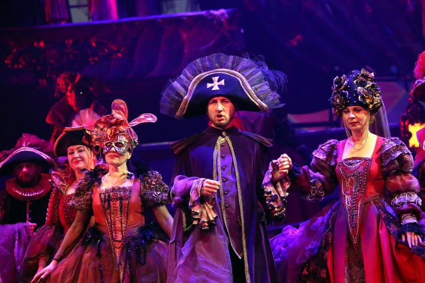 Artyści Opery Wrocławskiej i goście podczas gali &bdquo;Opera Italia&rdquo;