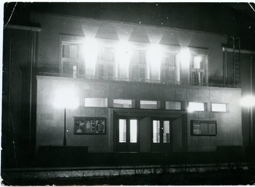 Archiwalne zdjęcia życia kulturalnego Domu Kultury Pafawag