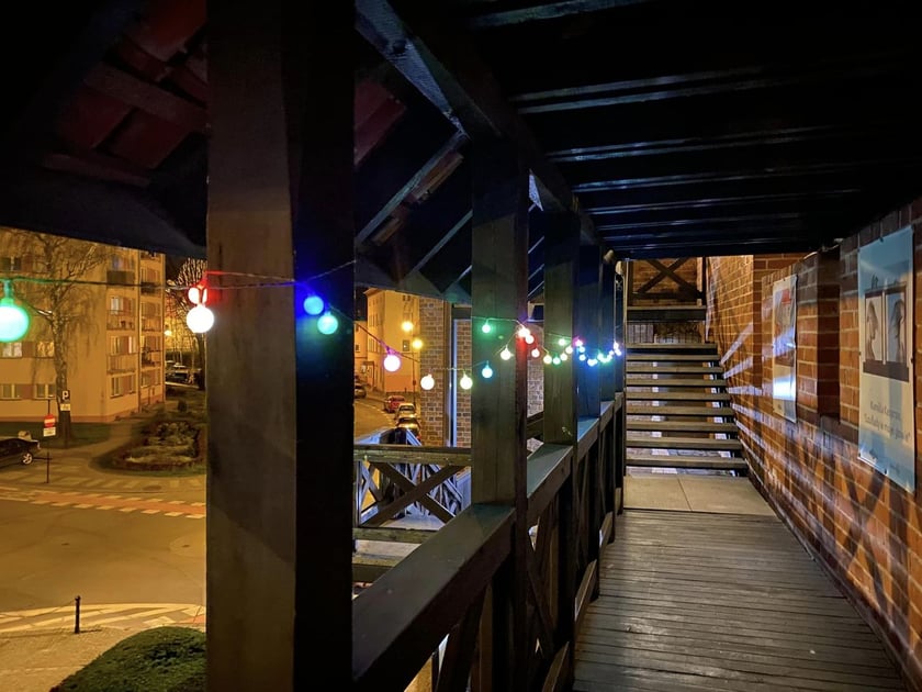 Wernisaż wystawy W inny miejscu w Galerii Brama Wrocławska w Oleśnicy