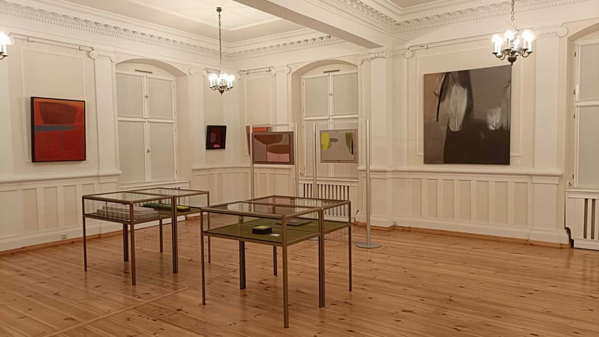 Wystawa "Domy wyobraźni" prof. Anny Marii Kramm w Muzeum Regionalnym w Kościanie