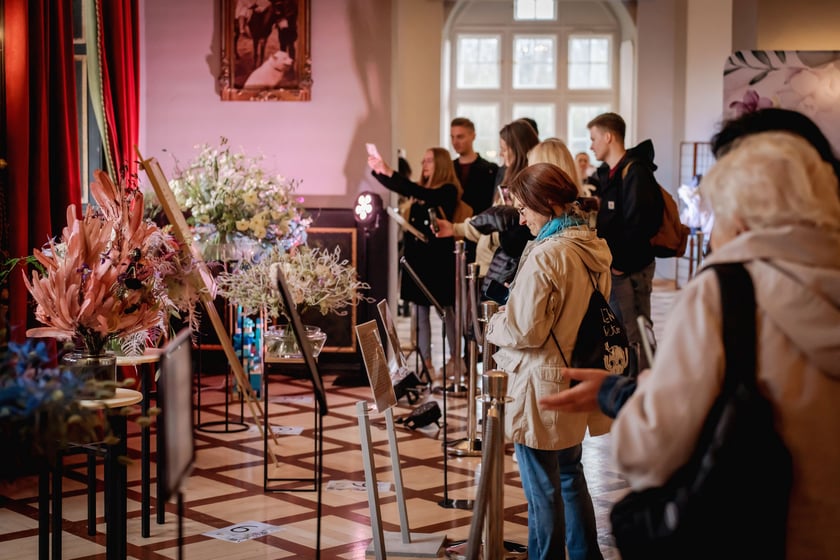 Festiwal Kwiat&oacute;w i Sztuki w Zamku Książ od 1 do 5 maja 2024